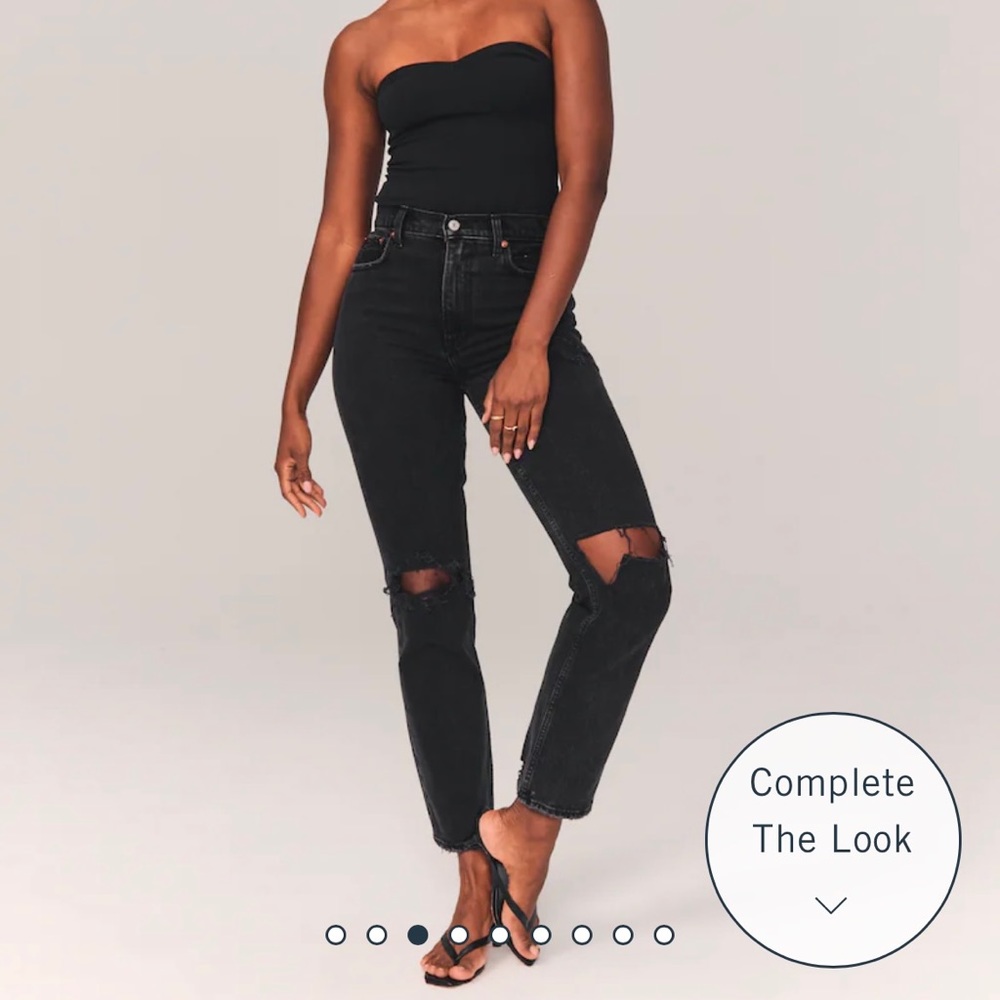 A&F Curve Love Ultra High Rise 90s Straight Jean